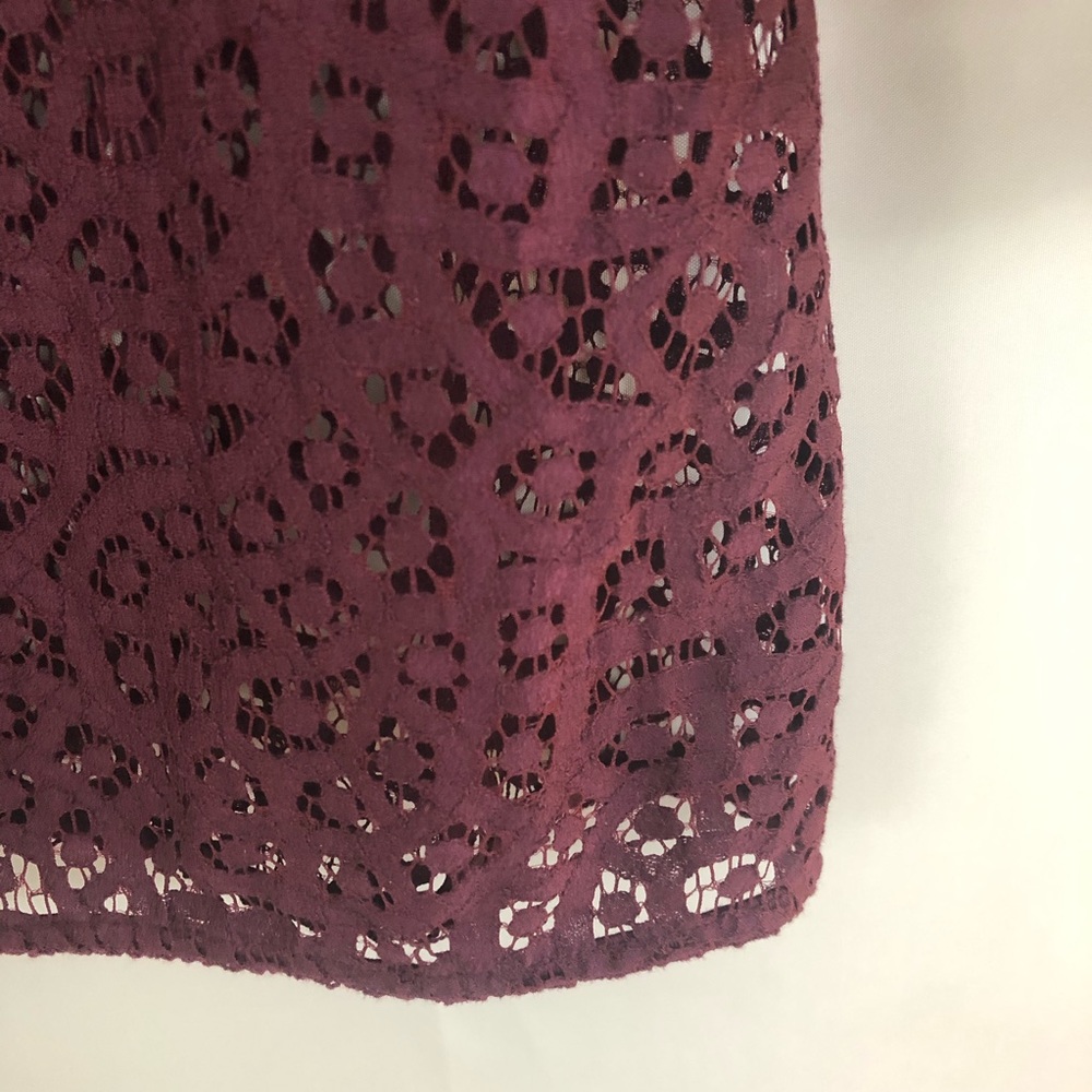 LOFT Maroon Lace Top 3/4 Sleeves Size Small - Picture 4 of 5